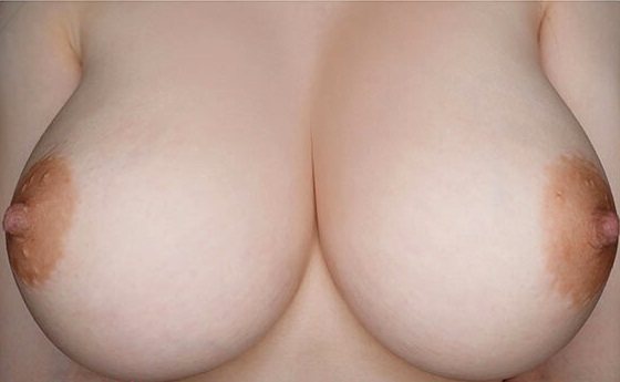 【画像】顔50点、身体500点AVデビュー