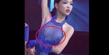 【放送事故】芸能人から一般人まで！意図せず乳首が出ちゃった恥ずかしすぎるハプニング動画まとめｗｗｗ