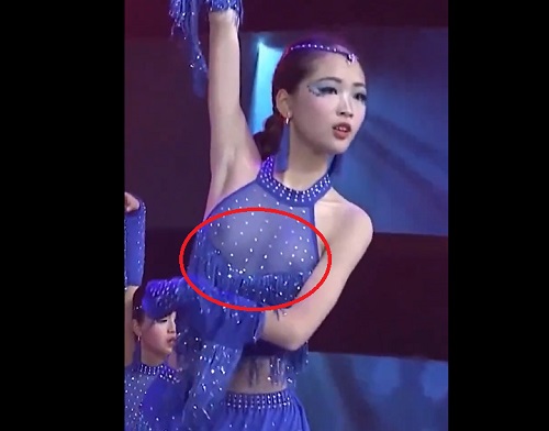 【放送事故】芸能人から一般人まで！意図せず乳首が出ちゃった恥ずかしすぎるハプニング動画まとめｗｗｗ