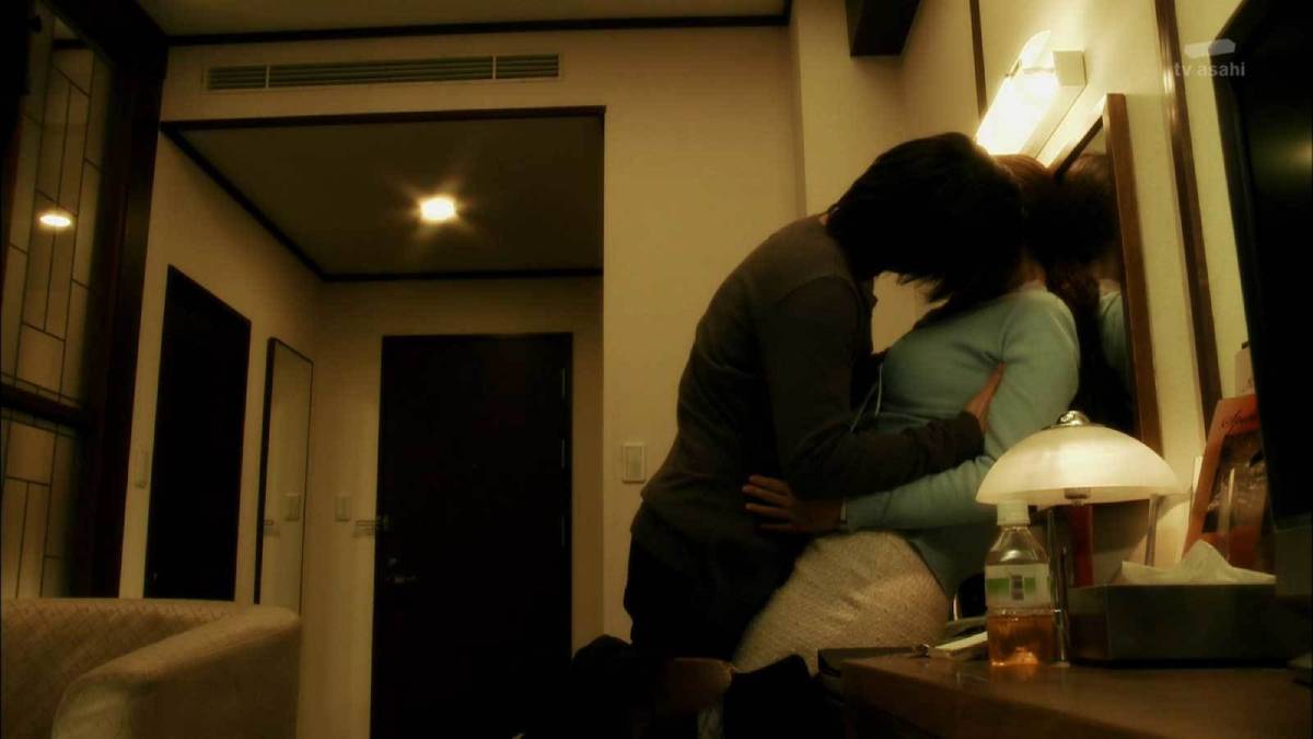 【画像】深田恭子さん揉まれそうになるwwwwwwwww