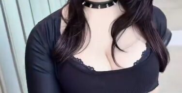 【動画】アメリカの地雷系女子の頭をポンポンした結果wwwwwwwww