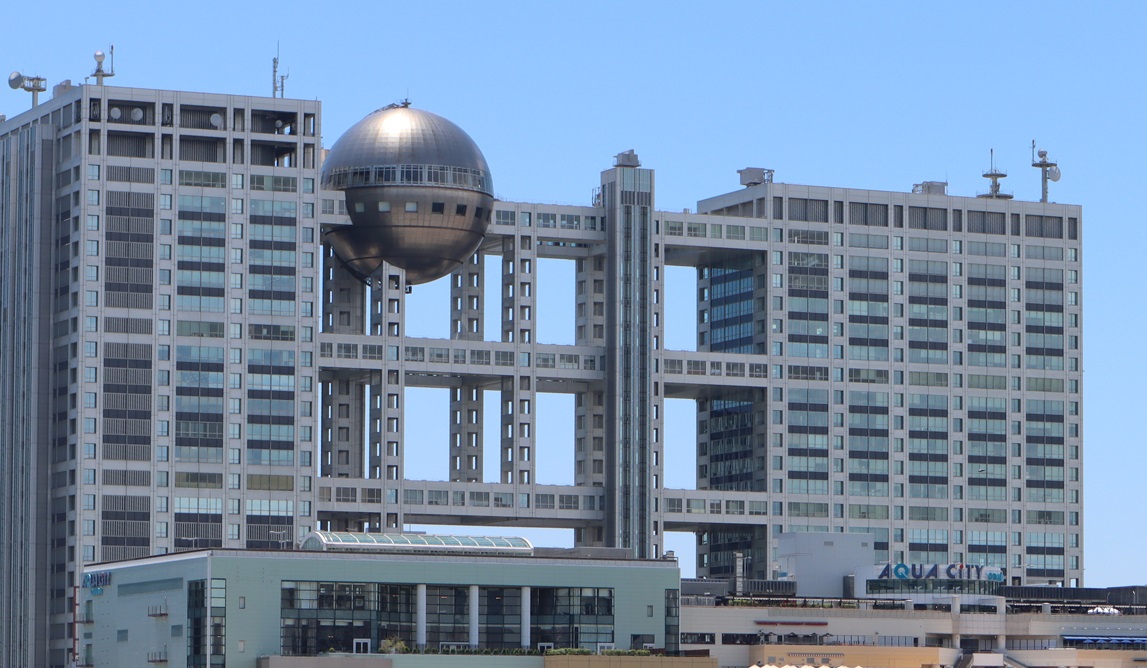 【悲報】フジテレビ「助けて！アナウンサーが大量退職してるの！どうして？！」