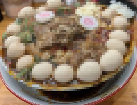 【画像】バカみたいなラーメンが見つかるｗｗｗｗｗ