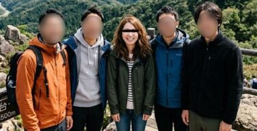 【個人撮影】夫の友人たちと乱交する人妻。旦那さんが撮影したリアル寝取らせ現場映像