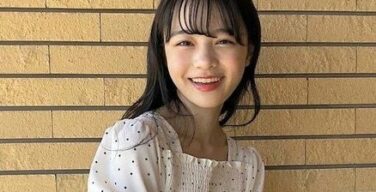 【画像】貧乳＞＞＞＞＞＞＞＞＞＞＞＞＞＞＞＞＞＞巨乳(笑)