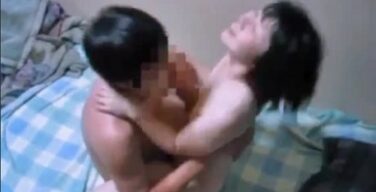 【個人撮影】ネットで募集した男性宅に夫婦で訪問して、妻とセ●クスしてもらいました