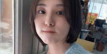 元乃木坂46の相楽伊織さん(25)、乳輪のニプレスが見えてしまう痛恨のミス